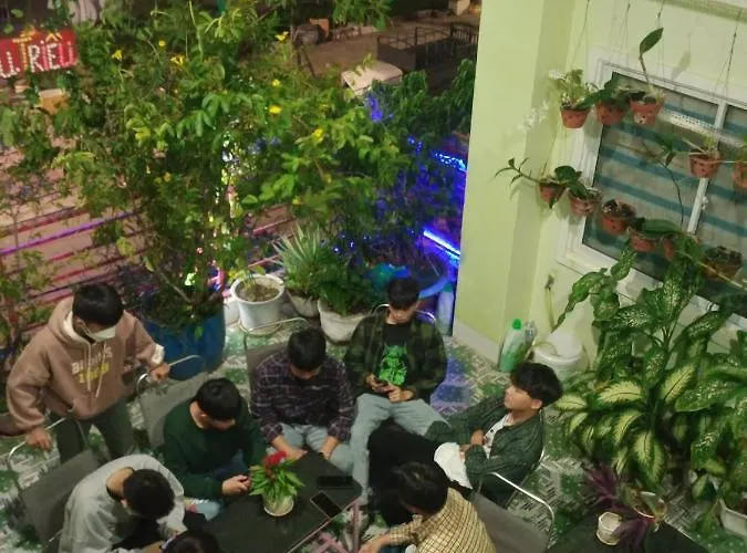 Châu Triều - Ở trọ