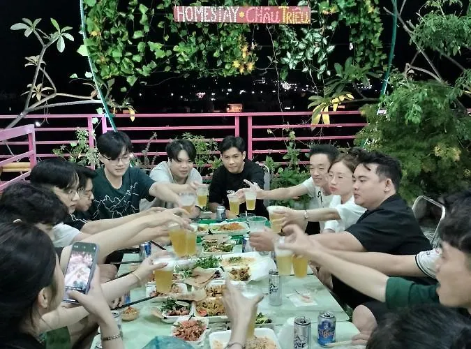 Châu Triều - Ở trọ