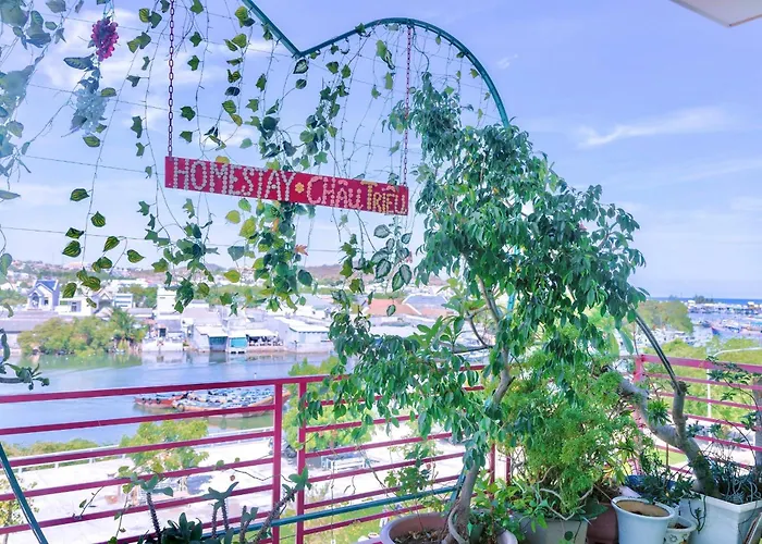 Ở trọ Châu Triều - *
